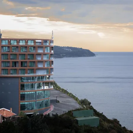 Blue Mudanya
