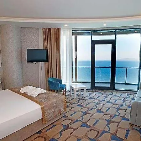 Hotel Blue Mudanya 4*