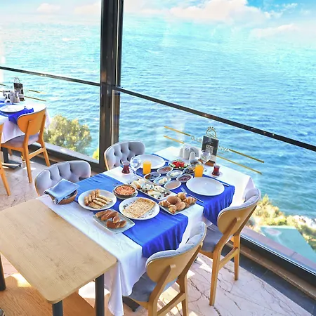 Ξενοδοχείο Blue Mudanya 4*